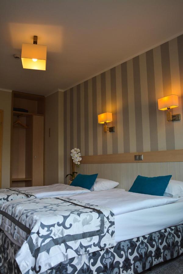 Restauracja 32 Motel Gryfice Εξωτερικό φωτογραφία